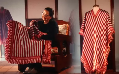 �Cu�nto cuesta el poncho albirrojo que viste la ilusi�n de la Selecci�n Paraguaya?
