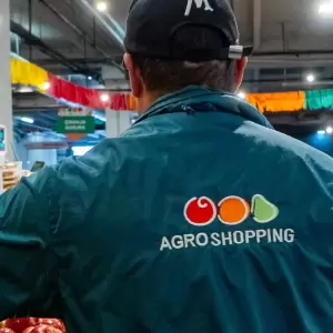 Botulismo: DINAVISA suspende cinco locales del Agroshopping tras brote