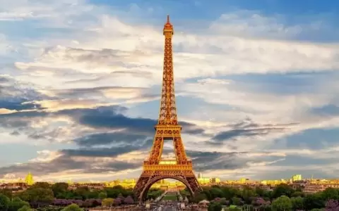 Torre Eiffel en Paris, Francia.