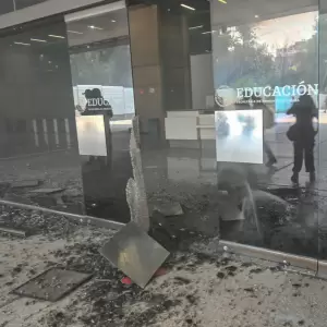 Da�os sufridos en el Ministerio de Educaci�n durante una manifestaci�n de la Coordinaci�n Nacional de Trabajadores de la Educaci�n (CNTE) en M�xico.