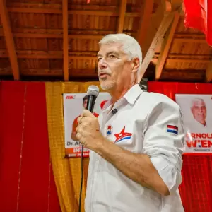 Seg�n Arnoldo Wiens, estas internas "no definen las presidenciales"