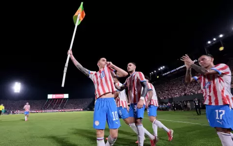 La Albirroja se despide de su gente con una abultada victoria