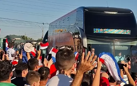 La Albirroja parte esta noche a Estados Unidos.