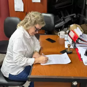Samaniego denuncia presunta presi�n sobre polic�as para favorecer al oficialismo en Asunci�n