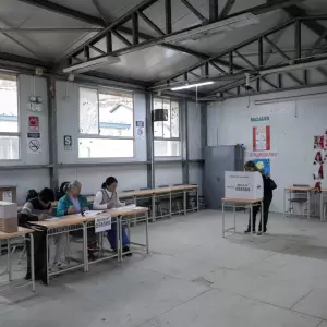 Per� vota en un re�ido balotaje: reportan una tranquila jornada electoral