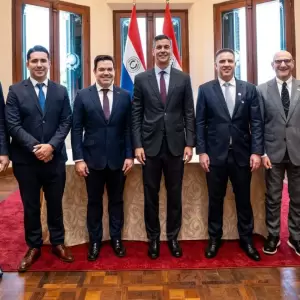 Pe�a anuncia alianza con Starlink para que 1.600 escuelas accedan a internet de alta velocidad