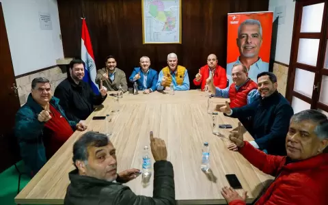El abrazo republicano acelera la unidad colorada tras la derrota de la disidencia