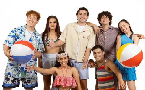 Integrantes de "Teen Beach - El tributo".