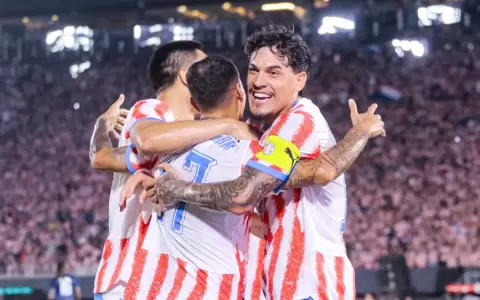 La Albirroja debuta y el pa�s se prende de ilusi�n