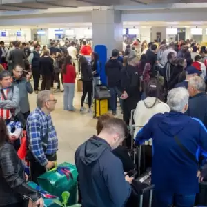 M�s de 4.500 paraguayos ya viajaron a Estados Unidos para acompa�ar a la Albirroja