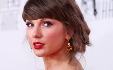 La cantante y compositora estadounidense Taylor Swift, durante la 55� edici�n anual de la Gala de Premios del Sal�n de la Fama de los Compositores.