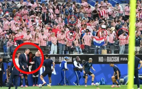 Autoridades ayer presentes en el debut de la albirroja en Estados Unidos.