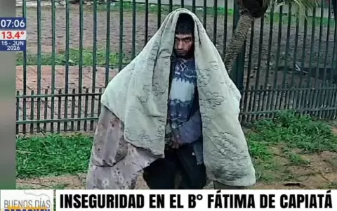 Se ocult� con un edred�n, igual fue identificado y detenido.