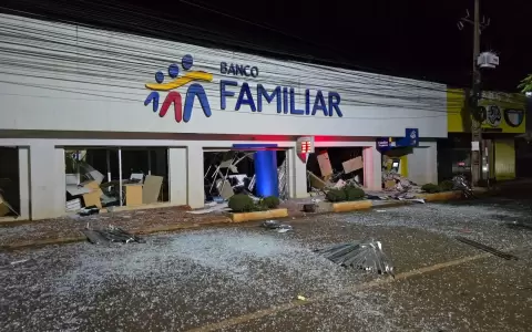 Asalto tipo comando en bancos de Santa Rita