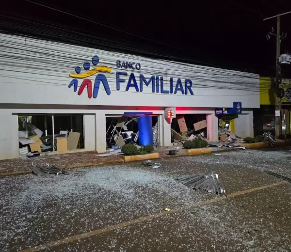 Asalto tipo comando en bancos de Santa Rita