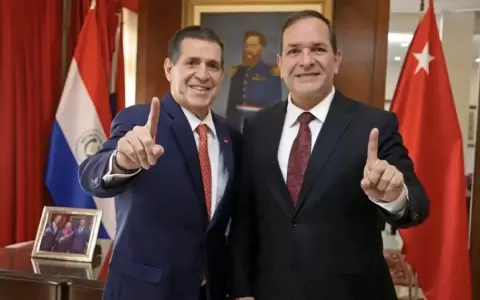 Horacio Cartes y Arnaldo Samaniego.