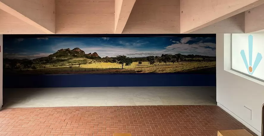 Vista de sala. Cortes�a