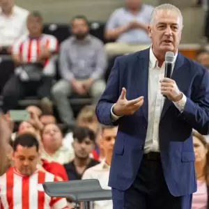 Gustavo Alfaro, DT de la selecci�n Paraguay de F�tbol.