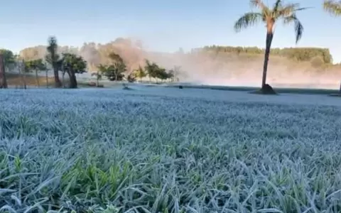 En su primer d�a, el invierno se hizo sentir en todo el territorio paraguayo.