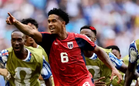 Cabo Verde hace historia y complica a Uruguay