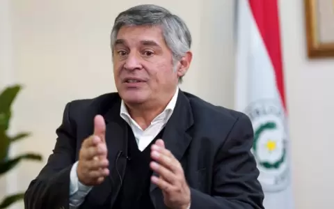 Luis Ram�rez, titular del MEC.