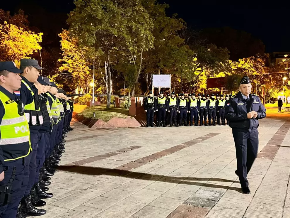 Agentes de la Polic�a Nacional. Foto: Gentileza.