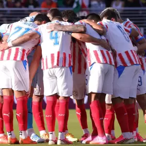 Paraguay empata con Australia y espera otros resultados para asegurar su clasificaci�n