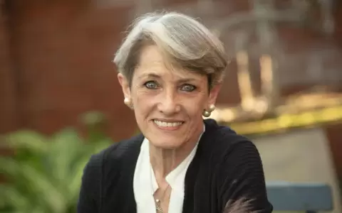 Sara Hooper