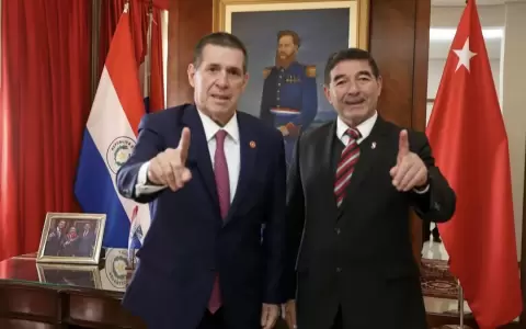 Horacio Cartes y Carlos Nu�ez Ag�ero.