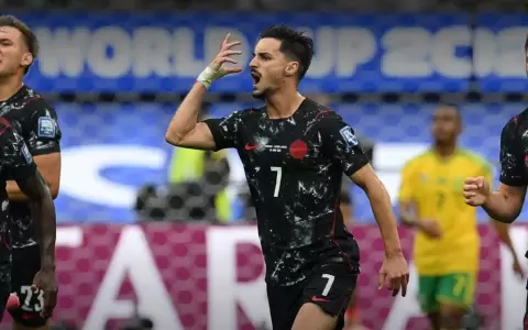 Canad� consigue un ag�nico triunfo y es el primer octavofinalista