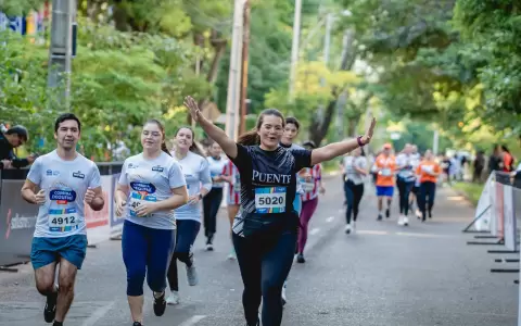 Corrida solidaria por la Ni�ez.