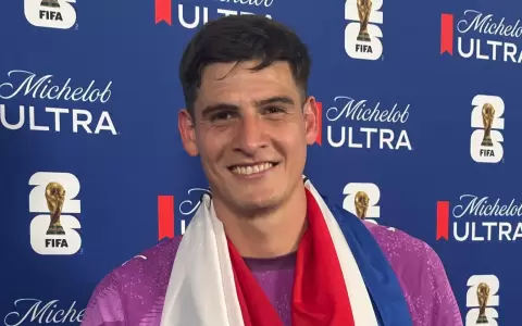 Orlando Gill, el MVP en la hist�rica victoria de Paraguay sobre Alemania.