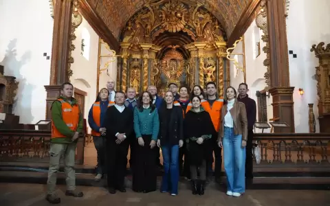 Visita al templo de San Buenaventura en Yaguar�n.