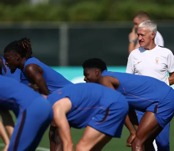 Baja sensible en Francia para el duelo ante Paraguay