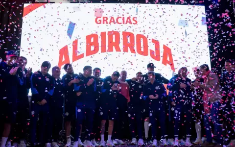 La albirroja ya est� en el pa�s.