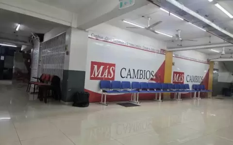 Robo a comercio M�s Cambio en CDE.