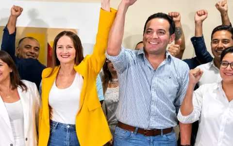 Soledad N��ez y Ricardo Estigarribia.