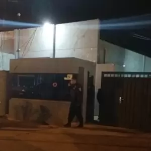 Millonario robo con un polic�a herido sacude Mariano Roque Alonso