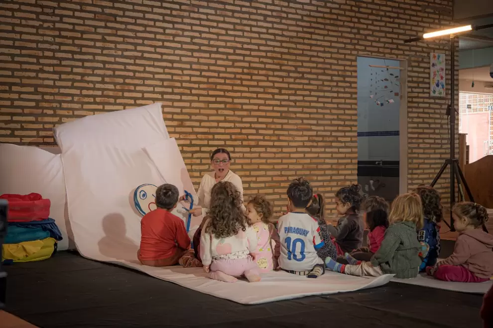 Puesta en escena de "En el principio, un punto" � Milena Coral