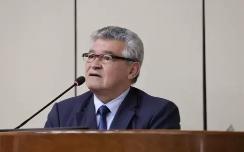 Jorge �valos Mari�o.