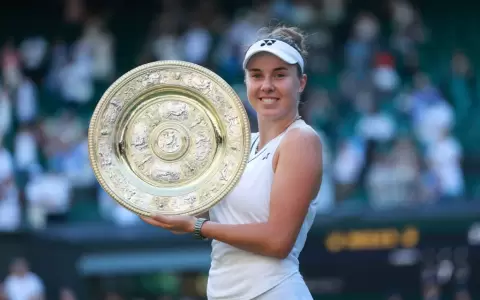 Linda Noskova.