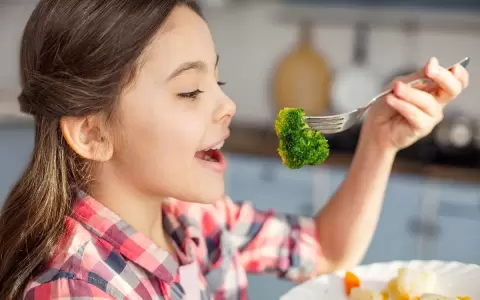 Un estudio global revela que ni�os de todo el mundo omiten frutas y verduras.