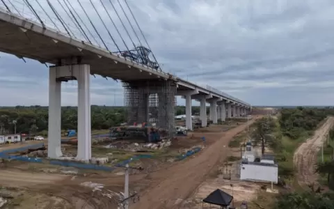 Puente de la Bioce�nica.