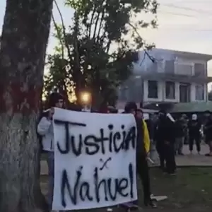 Alberdi marcha para exigir justicia por muerte de joven
