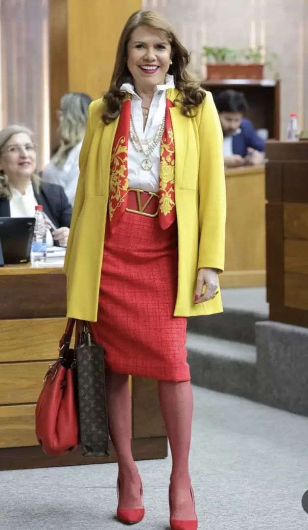 Celeste Amarilla.