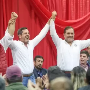 Acto pol�tico de Camilo P�rez con Ra�l Latorre y Arnaldo Samaniego.