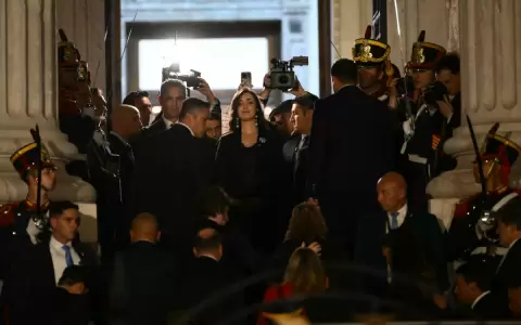 Victoria Villarruel (centro), vicepresidenta de Argentina.