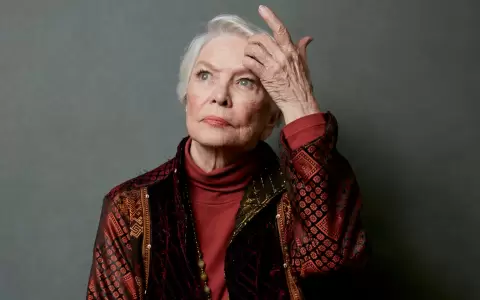 Ellen Burstyn.