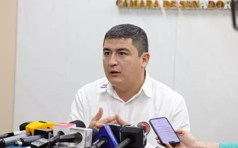 Jos� Oviedo, senador.
