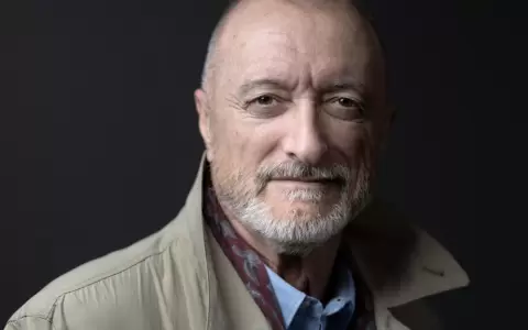 El periodista y escritor espa�ol Arturo P�rez-Reverte.